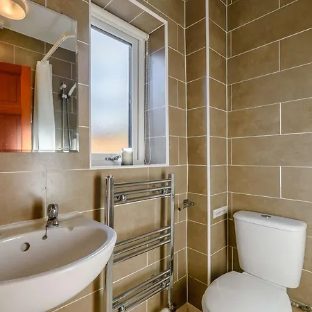 2 Bed In 89794 Holiday home Windermere