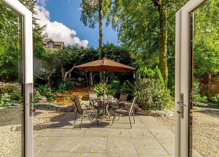 2 Bed In Oc-89794 * Windermere